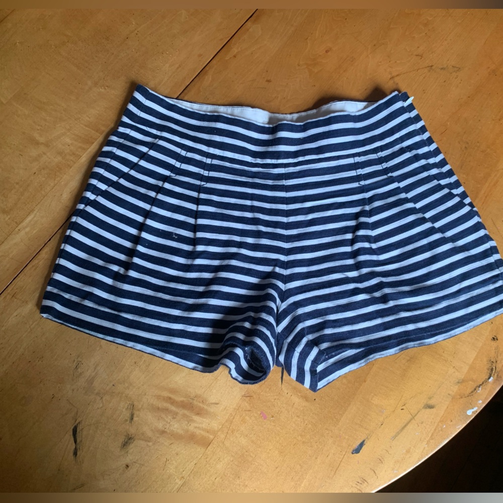 Navy blue striped and pleated J Crew Women’s shorts, size 4